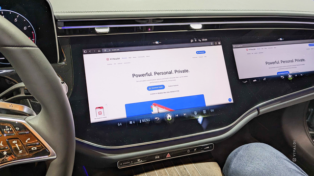 Car screen showing the Vivaldi Browser .