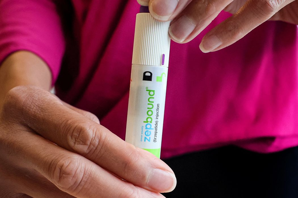 Photo of person holding a tube of Zepbound injection medicine. 

Eli Lilly has applied to the FDA to approve Zepbound’s use to treat sleep apnea. PHOTO: BRENDAN MCDERMID/REUTERS