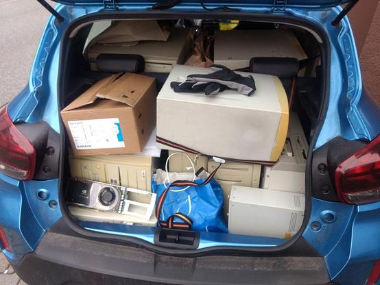 Auto voll mit Retro-Zeugs
