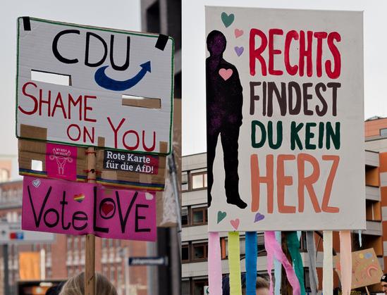 Zwei Plakate auf einen Bild. Texte:
auf dem linken Plakat:
"CDU Shame on you" mit dem noAfD-Pfeil unter CDU und "Vote Love"
und auf dem rechten Plakat steht
"Rechts findest Du kein Herz" mit einem Menschen als schwarze Silhuette mit einem rosa Herz auf der linken Seite.