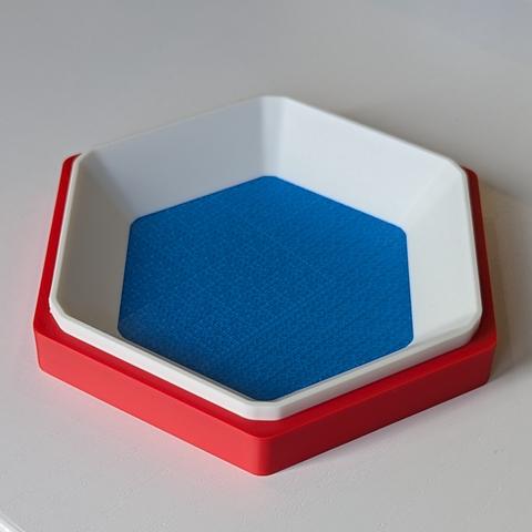 Red, white and blue hexagonal cup for boardgames pieces