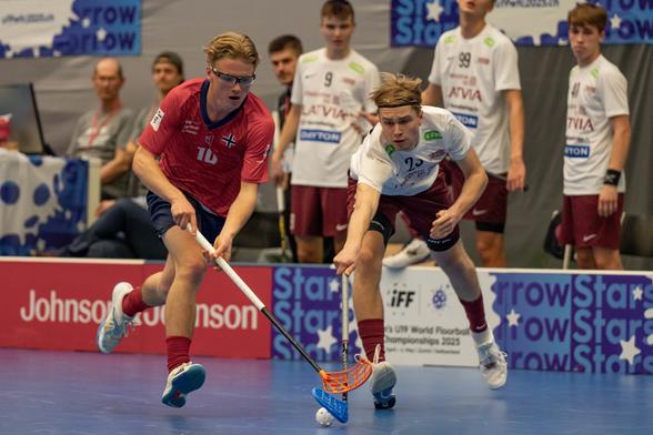 Latvijas Florbola savienība » LV » 2024/2025 » Jaunumi » Juniori pasaules čempionātu sāk ar neizšķirtu pret norvēģiem