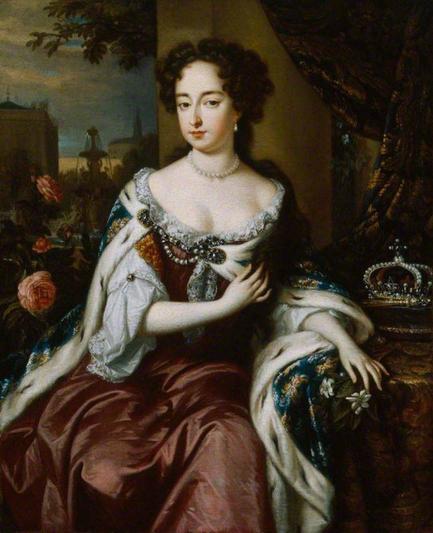 Mary in ermine trimmed robes with the regalia to the right of the viewer