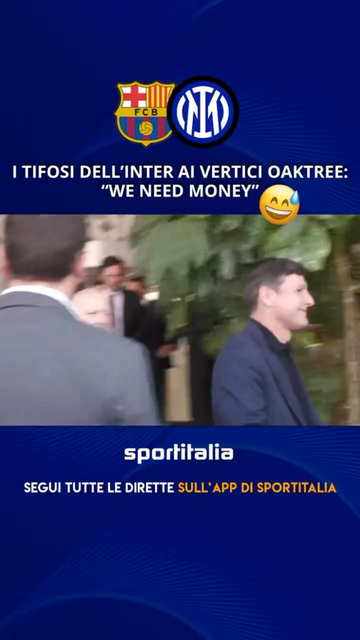An Inter fan caught Oaktree representatives out in Barcelona today: “We need money!”🤣