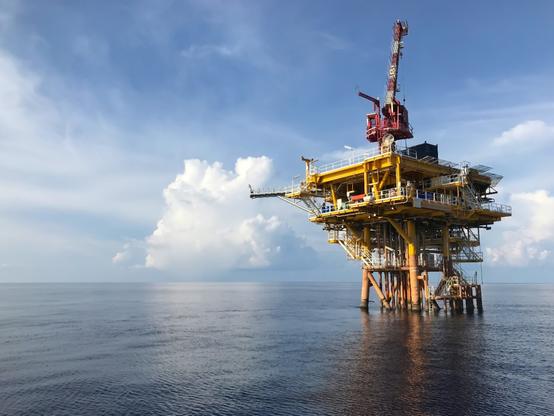 Brent crude oil price tests key support, while silver, copper prices rise | Levels to Watch