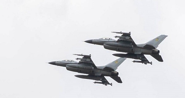 Les États-Unis autorisent la vente de pièces détachées et de services pour le soutien des F-16 ukrainiens