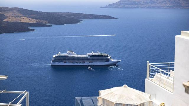 Oceania Cruises Revamps Entertainment Program Across Fleet