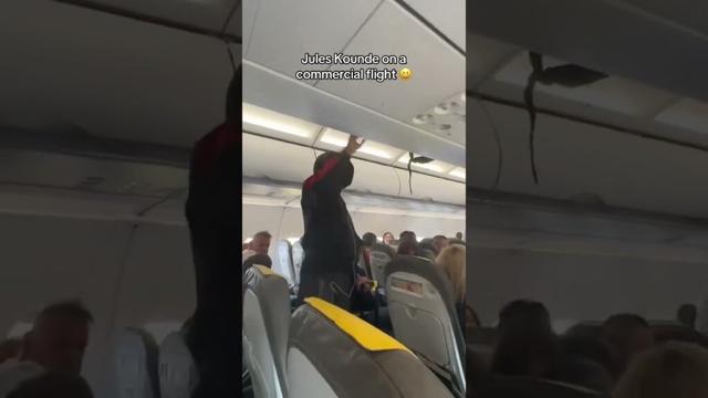 Jules Kounde took a commercial flight to the UCL semifinals (via learttbucaliu/TT)