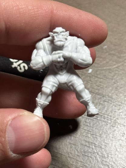 The same orc mini after snipping off all the spruce. Now more sfw.