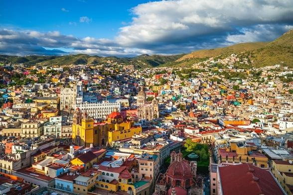 Mexican Stocks Log Biggest Lead Over Wall Street In 20 Years - iShares Inc iShares MSCI Mexico ETF (ARCA:EWW), SPDR S&P 500 (ARCA:SPY)