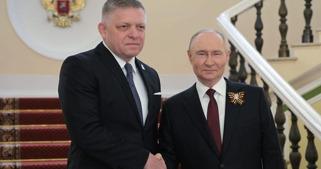 Fico shakes Putin’s hand as Russia’s war victory parade kicks off – POLITICO