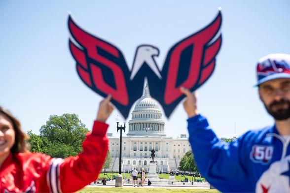 The Weagle 50th Anniversary logo outlines the U.S. Capitol.