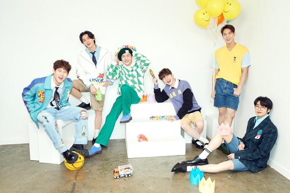 Image shows a photo of Monsta X.