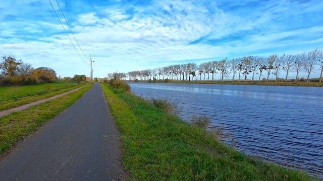 Cycling in France / Simulated experience / Normandy, Calvados, Caen - Ouistreham