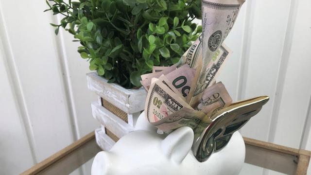 Emergency savings matter in a recession. Here's a number to aim for.
