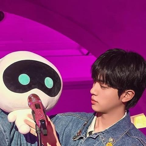 250521 wootteo on Instagram with Jin