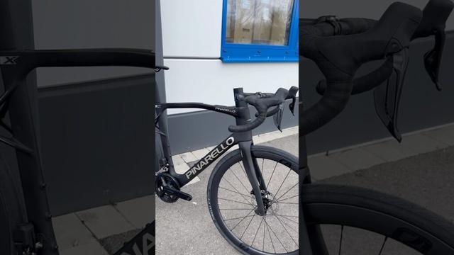 Pinarello X5 Luxury Road Bike born in Italy 🇮🇹 #bike #bikelife #bicycle #italy #pinarello