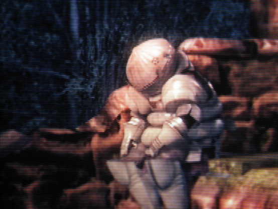 Siegmeyer of Catarina sits outside of the closed-off Sen's Fortress, lost in thought.