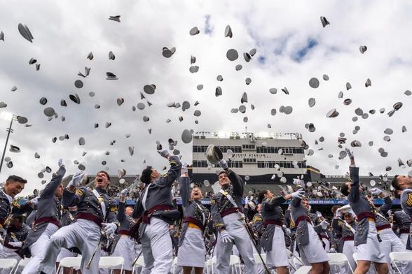 Trump’s mixes praise, politics, grievances in West Point speech