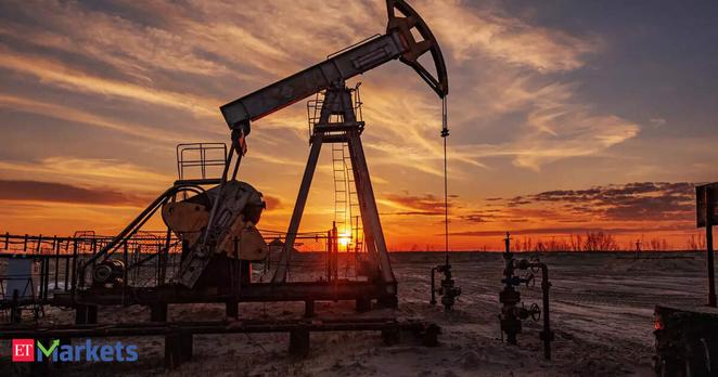 Oil climbs after Trump extends EU trade talks deadline to July