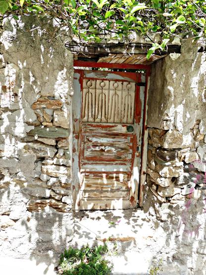 Images from my Photographic Artwork Portfolio can be purchased from my Pixels website at reasonable prices as prints or displayed on various products.

Syros is a Greek island in the Cyclades, in the Aegean Sea.

#Photography  #FineArtPhotography #BuyIntoArt  #AYearForArt #print #photography #mastodon 
#mastophoto #mastoart #photo 

https://john-hughes-photographic.pixels.com/featured/syros-weathered-door-john-hughes.html