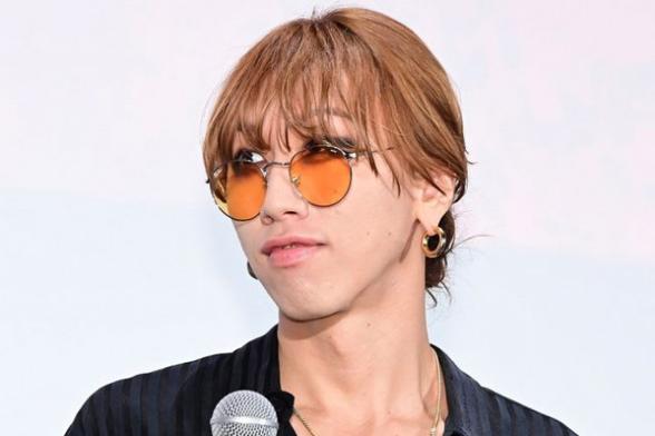人気バンド、突然の【メンバー脱退のお知らせ】が大反響　「本気でえっ!!って声が」「一瞬血の気が引いた…」