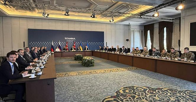 Ukrainian and Russian delegations at the Ciragan Palace, Istanbul, Turkey, June 2, 2025