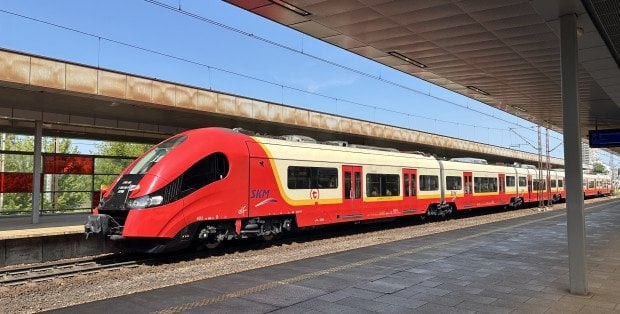 Utrudnienia na kolei. Zawieszone pociągi do Sulejówka i linia zastępcza - Aktualności
