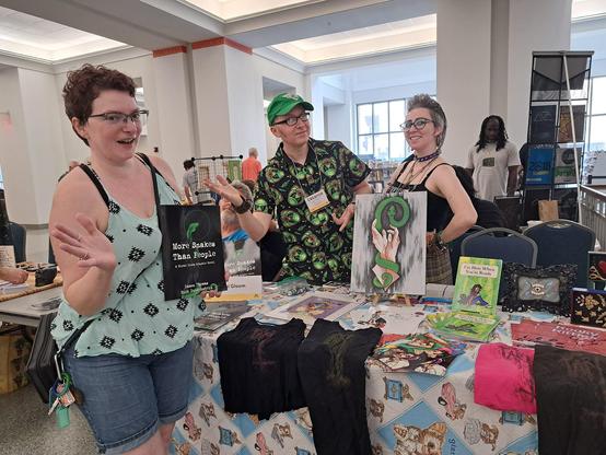 3 people at an indie comic table