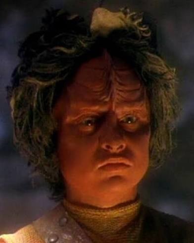 A Kazon teenager played by Aron Eisenberg