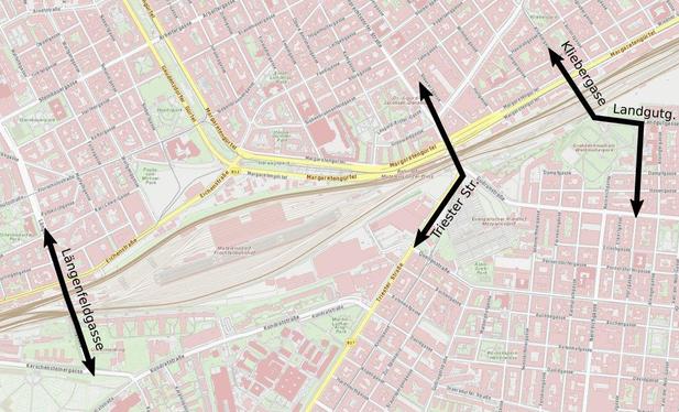 Es gibt kaum Querungen der Südbahn, darum ist die Triester Straße ziemlich alternativlos - oder kilometerlange Umwege. Hintergrund: basemap.at