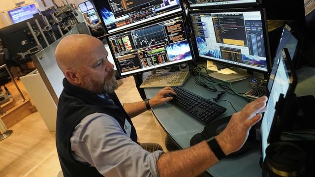 Wall Street is still stuck in limbo as trade talks proceed