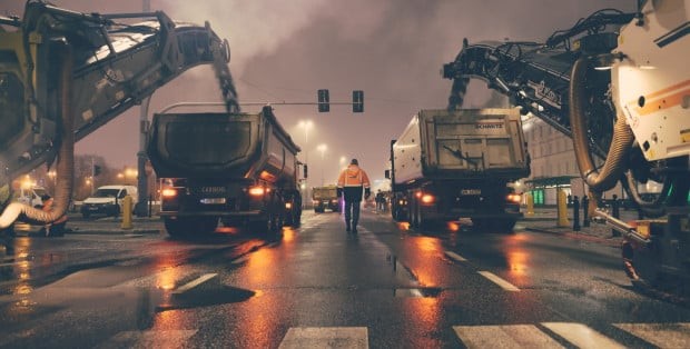 Weekendowe prace drogowców w kilku dzielnicach stolicy [UTRUDNIENIA] - Aktualności