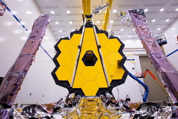 James Webb, Hubble space telescopes face reduction in operations