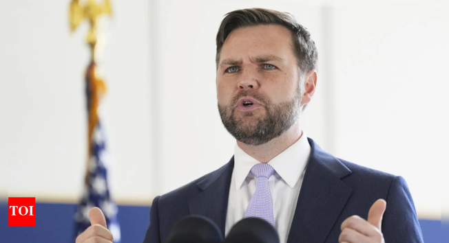 'Earlier, we had dumb presidents': JD Vance as US enters Israel-Iran war; praises Donald Trump's leadership