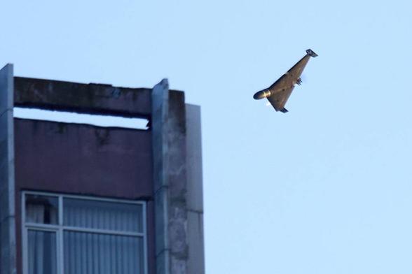 ATTACK AIRCRAFT A Russian drone is about to strike a building during Moscow’s massive missile and drone air attack in Ukraine’s capital on June 17, 2025. AP FILE PHOTO