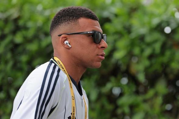 Kylian Mbappé withdraws his legal complaint against PSG for moral harassment in criminal proceedings