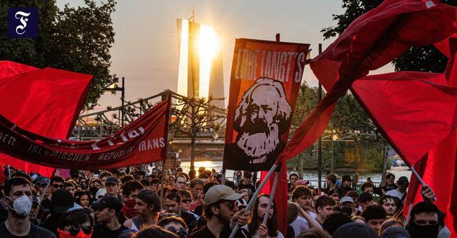 Weitgehend friedliche Demo zum 1. Mai in Frankfurt