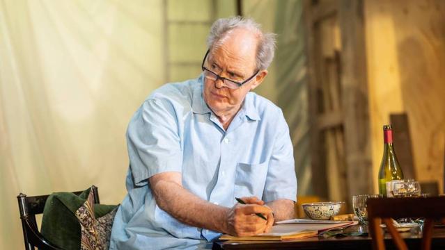 Giant review John Lithgow West End