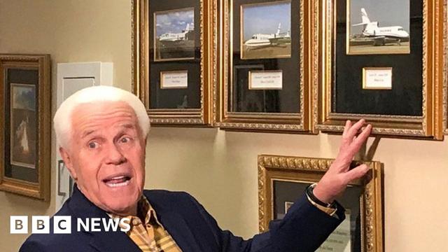 Jesse Duplantis shows the images of his three existing jets Jesse Duplantis shows the images of his three existing jets