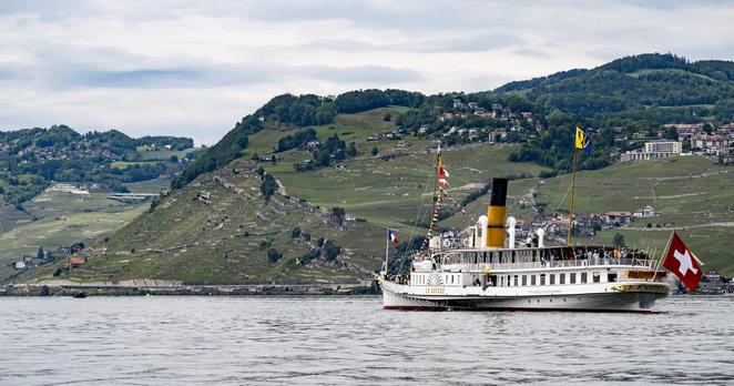 Nouvel incident pour la CGN, le bateau "La Suisse" est immobilisé - rts.ch Nouvel incident pour la CGN, le bateau "La Suisse" est immobilisé - rts.ch