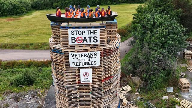 Calls to remove ‘racist’ Stop the Boats bonfire display