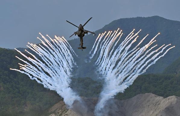 South Korea backtracks over follow-on Apache helicopter buy