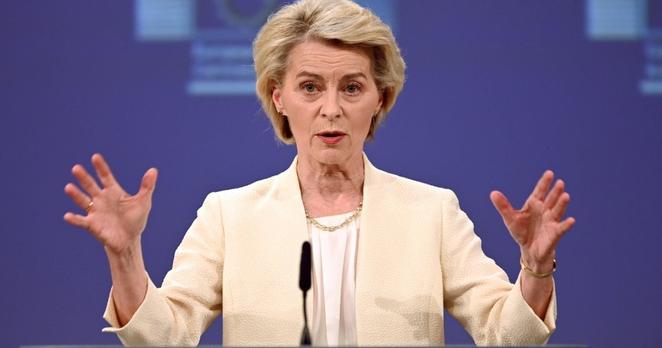 Ursula von der Leyen, EU-Kommissionspräsidentin, spricht bei einer Pressekonferenz. Von der Leyen stellte die Vorschläge der Kommission für das EU-Budget vor.