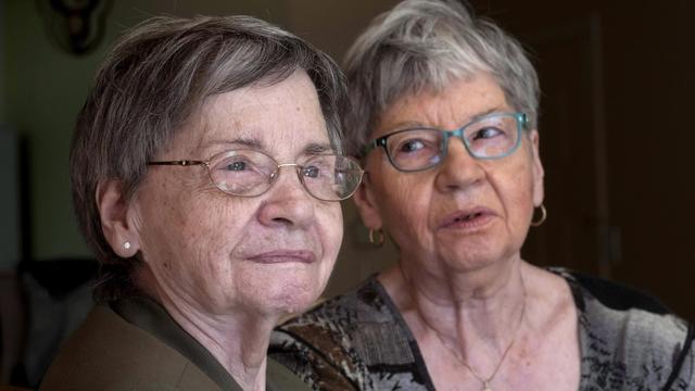 Portrait des deux femmes.
